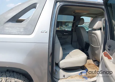 2007 Chevrolet Avalanche 1500 Lt from USA, damaged, VIN 3GNFK12397G123861